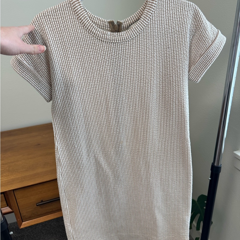 Club Monaco Striped Short Sleeve Shift Dress in Cream and Tan